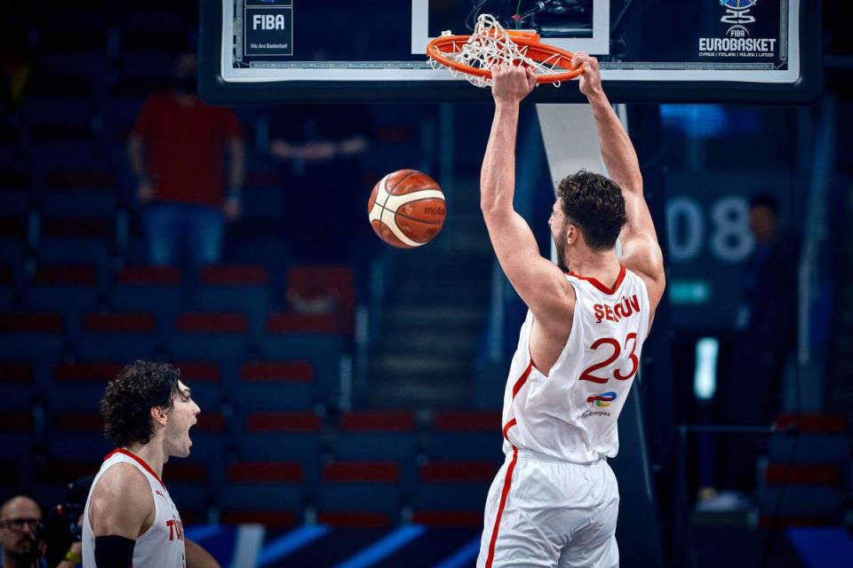 核心申京, 奥斯曼接连 核心申京, 奥斯曼接连