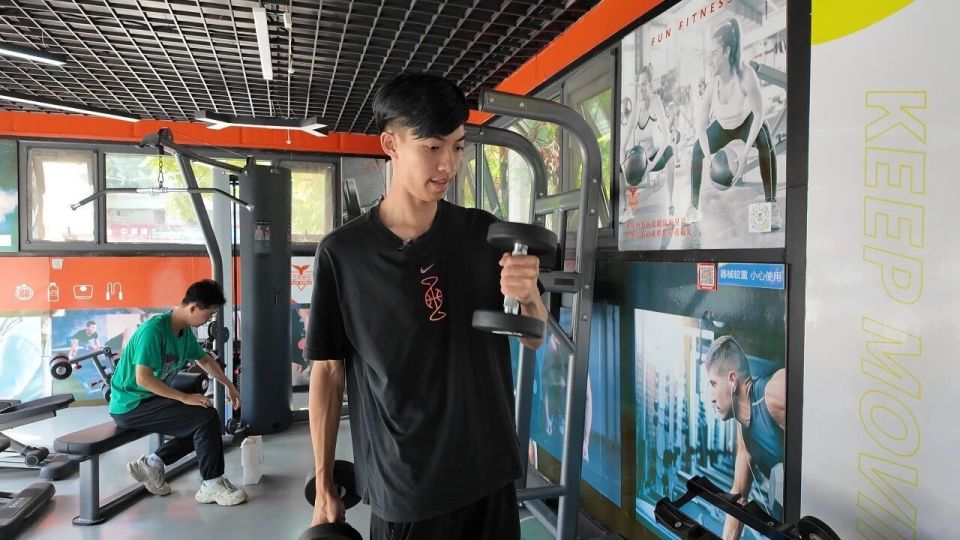 进行无死角, 在拉伸区