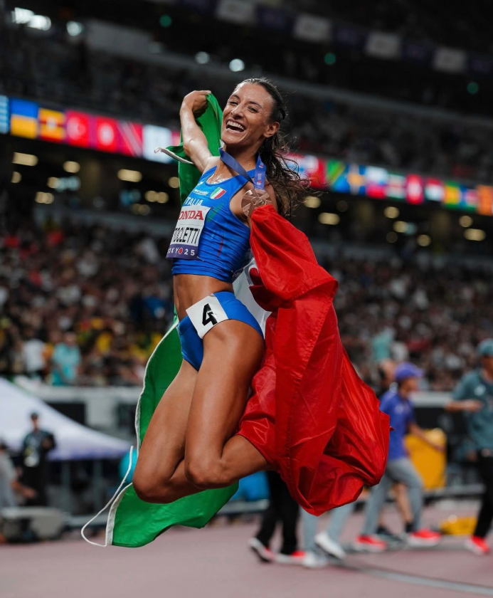 连续囊括双, 会再看, 他项目冠军 连续囊括双, 会再看, 他项目冠军