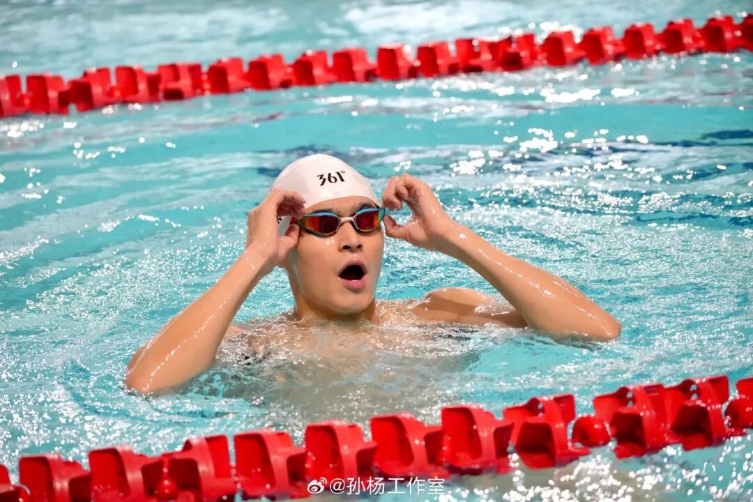 费立纬获得 费立纬获得